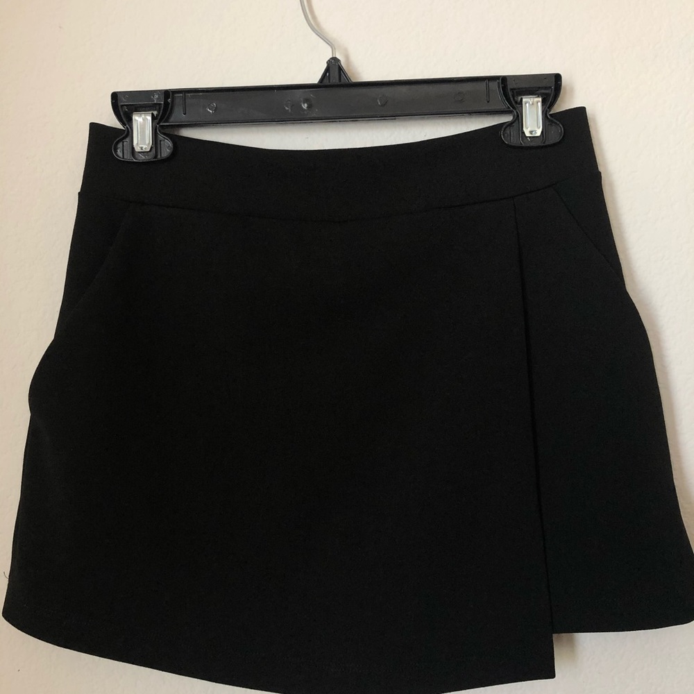 black skort